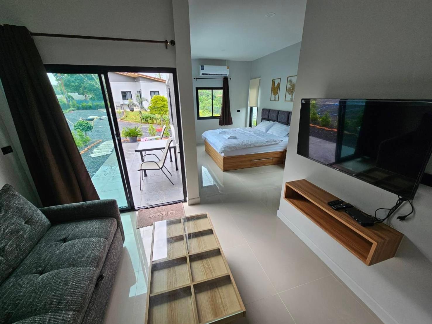 The Hill Resort Thalang Phuket Esterno foto